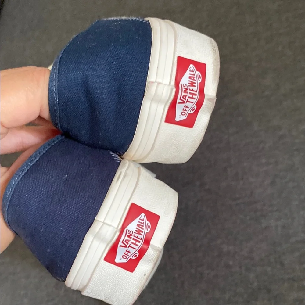 Vans Navy and Rainbow Stripe Sneakers women’s size 7.5 - Picture 13 of 13